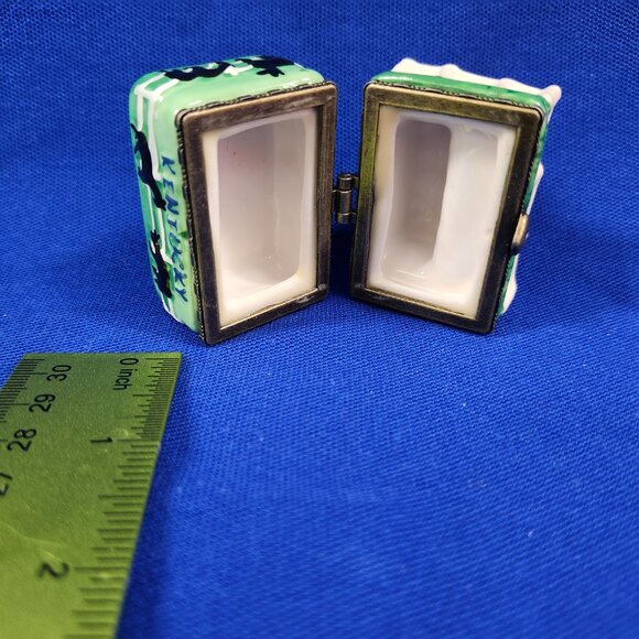 Vintage Kentucky Derby Hinged Trinket Box - Picture 7 of 7